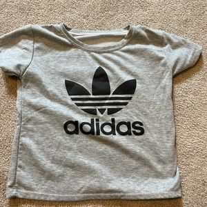 grey adidas t shirt